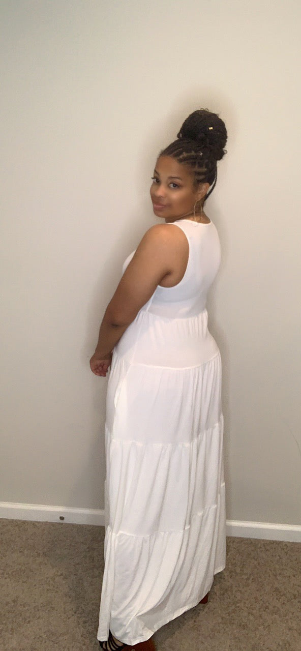 The Claire Maxi Dress (White)